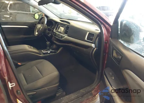 2019 Toyota Highlander Le from USA, damaged, VIN 5TDZARFH3KS043561